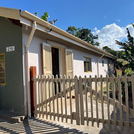 Casa Amarela , Perto Do Centro De Sto Antonio Do Pinhal Santo Antônio do Pinhal Exterior foto